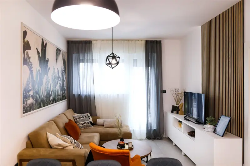 Apartment 4